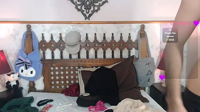 MilanZaire online show from 03-11-25, 04:10