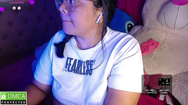 KittyHot20 online show from 10-11-25, 04:12