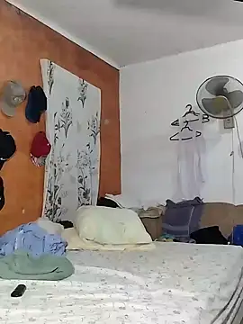 Snapshot of Negroricobaby chatting on 02-07-25, 04:59 Negroricobaby online show from 02-07-25, 04:59