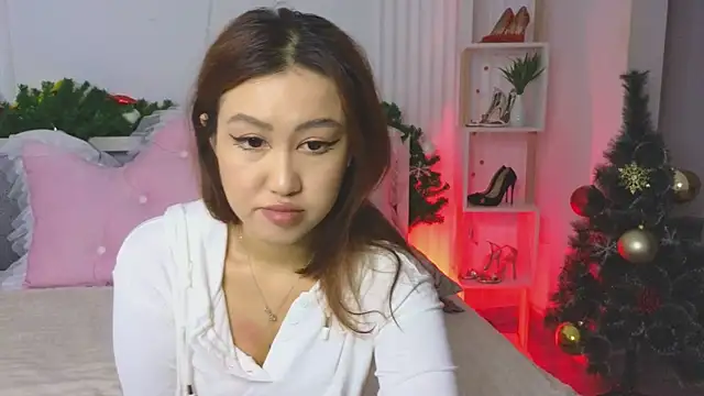 Diana Moon  online show from 12-22-24, 08:25