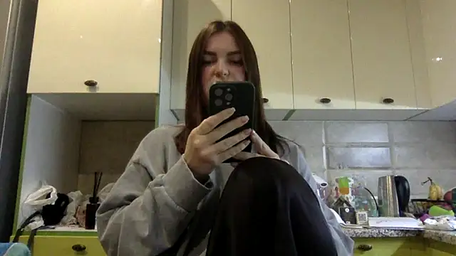 Karolina llove online show from 10-01-25, 07:53