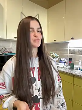 Snapshot of Karolina_llove chatting on 10-14-25, 01:12 Karolina llove online show from 10-14-25, 01:12