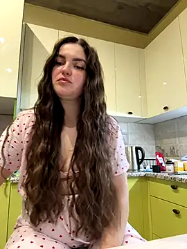 Snapshot of Karolina_llove chatting on 11-07-25, 11:05 Karolina llove online show from 11-07-25, 11:05