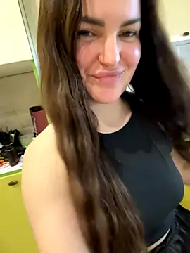 Snapshot of Karolina_llove chatting on 11-08-25, 11:03 Karolina llove online show from 11-08-25, 11:03