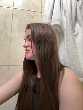 Snapshot of Karolina_llove chatting on 11-23-25, 09:58 Karolina llove online show from 11-23-25, 09:58