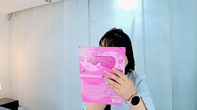 lina bedoya  online show from 09-22-25, 11:34