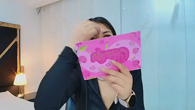 lina bedoya  online show from 01-15-26, 11:48