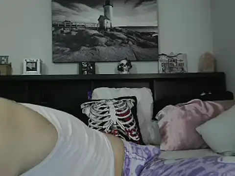 CrystalLakeXO online show from 03-12-25, 04:41