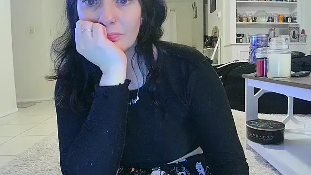 CrystalLakeXO online show from 10-08-25, 04:32