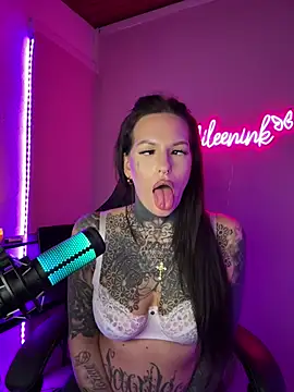 AileenInkOfficial online show from 01-14-25, 06:38