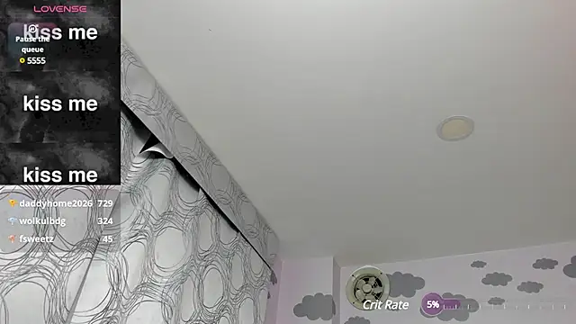 Snapshot of Lesly_sexy4u chatting on 01-18-25, 07:17 Lesly sexy4u online show from 01-18-25, 07:17