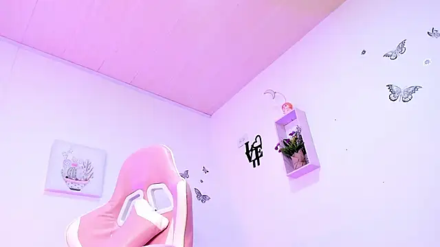 Alice 0120 online show from 09-28-25, 03:23