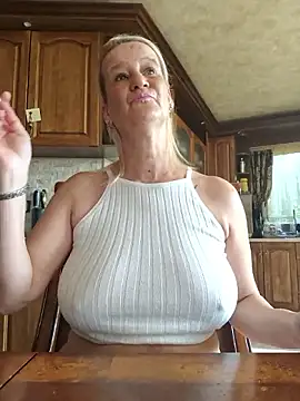 Lotus-blume1 online show from 10-22-25, 08:14