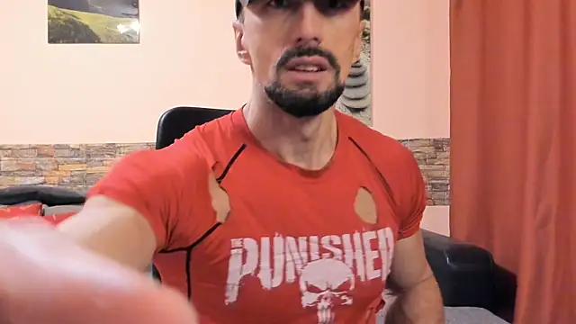 Snapshot of HotHunkTrainer chatting on 02-10-26, 08:51 HotHunkTrainer online show from 02-10-26, 08:51