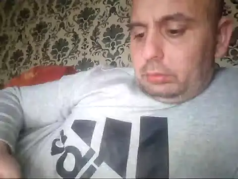 Snapshot of Basszos88i chatting on 01-11-25, 11:24 Basszos88i online show from 01-11-25, 11:24