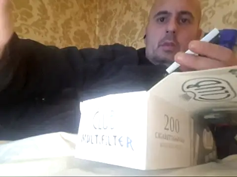 Snapshot of Basszos88i chatting on 10-23-25, 07:12 Basszos88i online show from 10-23-25, 07:12