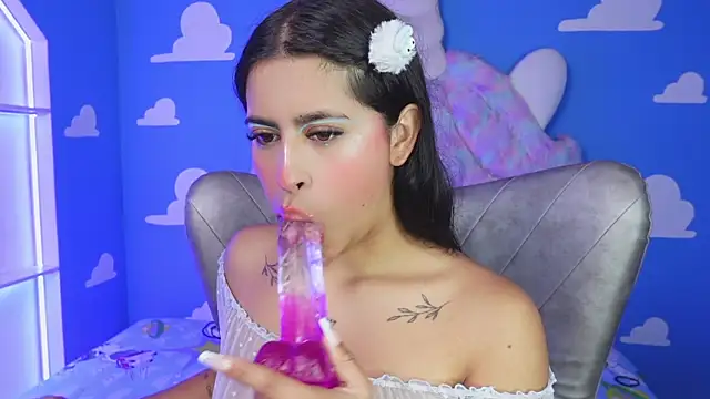 miss romyna online show from 11-24-25, 11:10