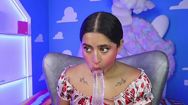 miss romyna online show from 04-15-26, 11:06