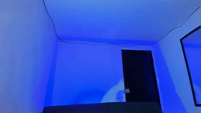 Snapshot of emperatrizhotwolf chatting on 02-27-25, 10:48 emperatrizhotwolf online show from 02-27-25, 10:48