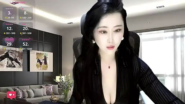 Snapshot of W-E-N-123 chatting on 12-22-24, 02:17 W-E-N-123 online show from 12-22-24, 02:17