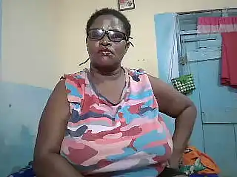 Snapshot of sexy_bigboobss chatting on 02-25-26, 08:18 sexy bigboobss online show from 02-25-26, 08:18