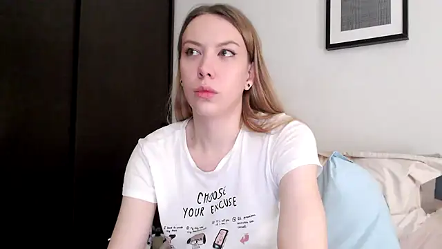 Scarlettford online show from 10-26-25, 05:08