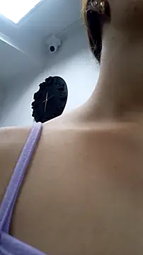 AnthonelaDuque online show from 11-03-25, 11:33