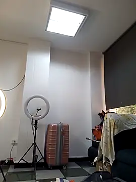 Snapshot of AnthonelaDuque chatting on 11-24-25, 11:32 AnthonelaDuque online show from 11-24-25, 11:32