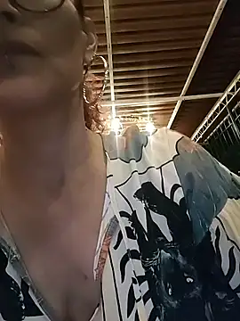 Snapshot of SelenaHouston chatting on 02-06-26, 04:28 SelenaHouston online show from 02-06-26, 04:28