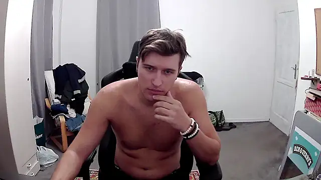 PKrisztian online show from 10-02-25, 07:54