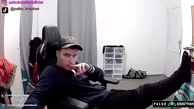 PKrisztian online show from 12-22-25, 10:51