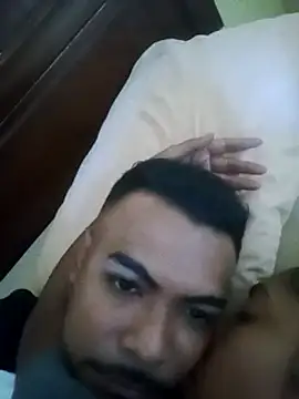 Snapshot of Dvan chatting on 12-23-24, 05:39 Dvan online show from 12-23-24, 05:39