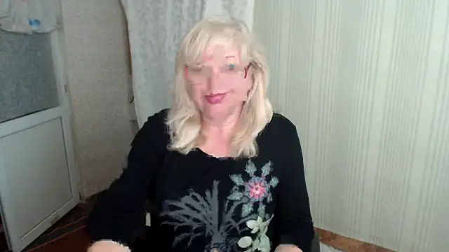 EvelynLoveShy online show from 09-16-25, 06:31