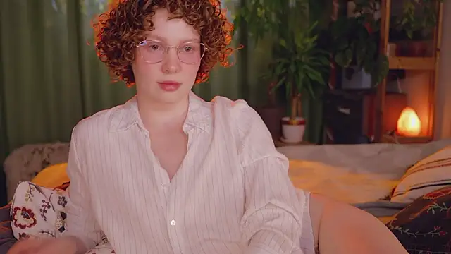 Snapshot of _lightmyfire chatting on 02-20-26, 05:37 lightmyfire online show from 02-20-26, 05:37