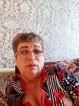 Snapshot of Lee_Nell chatting on 12-17-24, 09:17 Lee Nell online show from 12-17-24, 09:17