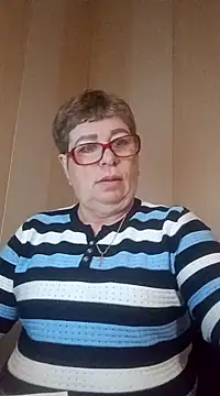 Snapshot of Lee_Nell chatting on 12-23-24, 02:13 Lee Nell online show from 12-23-24, 02:13
