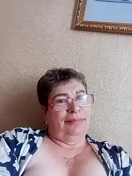 Snapshot of Lee_Nell chatting on 01-26-25, 04:30 Lee Nell online show from 01-26-25, 04:30