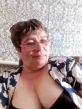 Snapshot of Lee_Nell chatting on 03-05-25, 08:21 Lee Nell online show from 03-05-25, 08:21