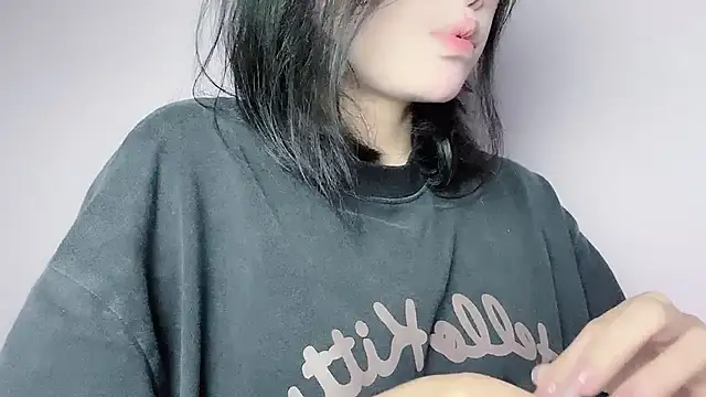 Baenee online show from 02-01-26, 05:11