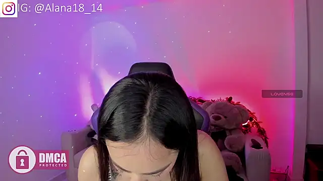 Alana Pherson online show from 11-09-25, 02:32