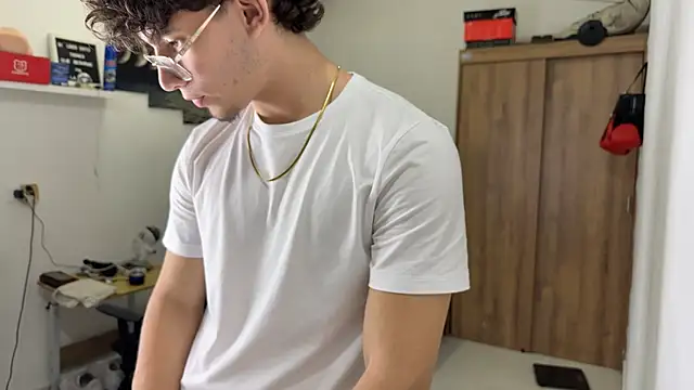 Snapshot of Kisan_Smith chatting on 11-13-25, 01:15 Kisan Smith online show from 11-13-25, 01:15