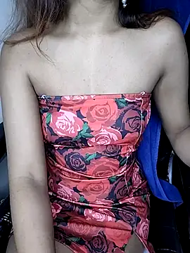 Snapshot of Leeeezzzz_roy chatting on 10-12-25, 12:20 Leeeezzzz roy online show from 10-12-25, 12:20