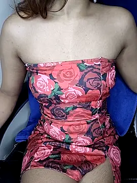 Snapshot of Leeeezzzz_roy chatting on 10-12-25, 06:51 Leeeezzzz roy online show from 10-12-25, 06:51