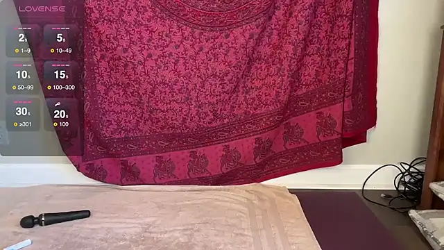 Snapshot of GlitterKitty108 chatting on 11-24-25, 02:06 GlitterKitty108 online show from 11-24-25, 02:06