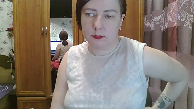 Snapshot of SophieNightAh chatting on 02-01-25, 12:26 SophieNightAh online show from 02-01-25, 12:26