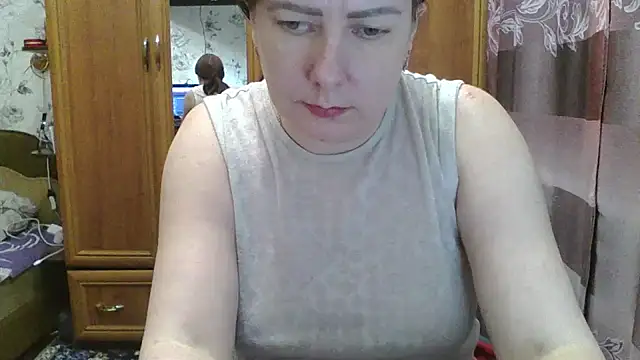 Snapshot of SophieNightAh chatting on 02-02-25, 03:17 SophieNightAh online show from 02-02-25, 03:17