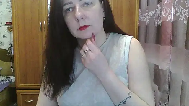 Snapshot of SophieNightAh chatting on 02-03-25, 01:19 SophieNightAh online show from 02-03-25, 01:19