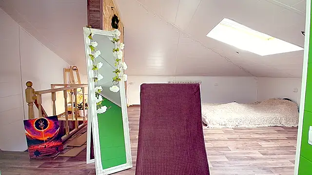 Snapshot of Meowroslava chatting on 02-09-26, 10:52 Meowroslava online show from 02-09-26, 10:52