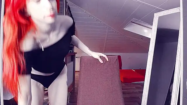 Snapshot of Meowroslava chatting on 03-12-26, 09:15 Meowroslava online show from 03-12-26, 09:15