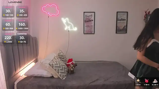 Amy joones online show from 12-21-24, 01:53